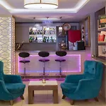 Grand Zentrum & Cafe Restaurant - Taksim Square 3*