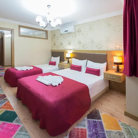 Grand Zentrum & Cafe Restaurant - Taksim Square Hotel 3*