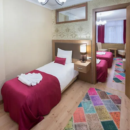 Grand Zentrum & Cafe Restaurant - Taksim Square 3*