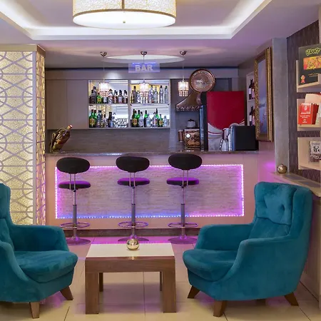 Grand Zentrum & Cafe Restaurant - Taksim Square 3*