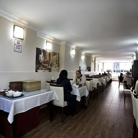 Grand Zentrum & Cafe Restaurant - Taksim Square Hotel 3*