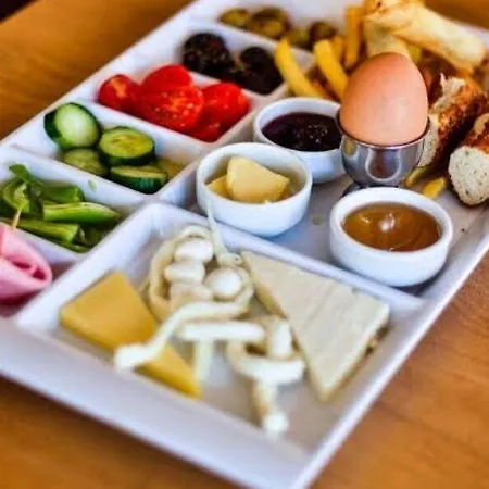 Grand Zentrum & Cafe Restaurant - Taksim Square