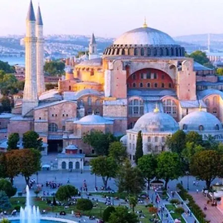 Grand Zentrum & Cafe Restaurant - Taksim Square 3*