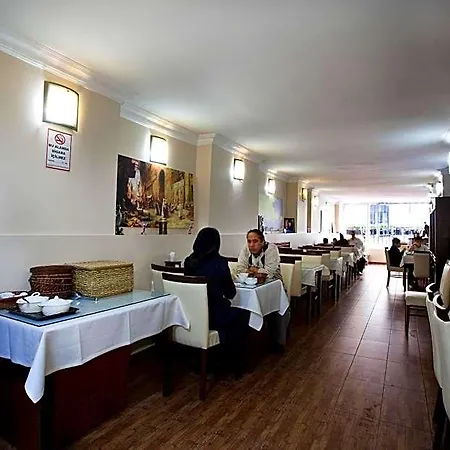 Szálloda Grand Zentrum & Cafe Restaurant - Taksim Square