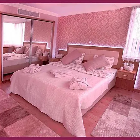 Grand Zentrum & Cafe Restaurant - Taksim Square Isztambul