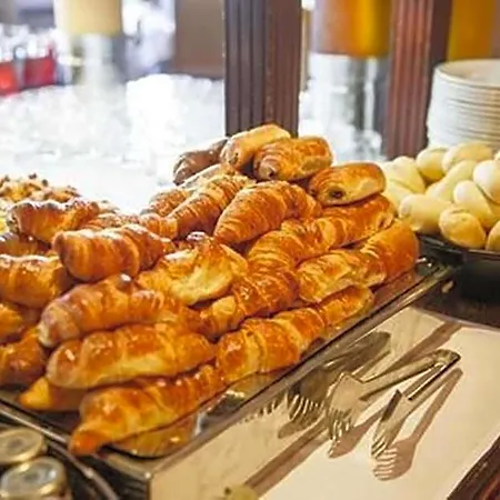 Grand Zentrum & Cafe Restaurant - Taksim Square