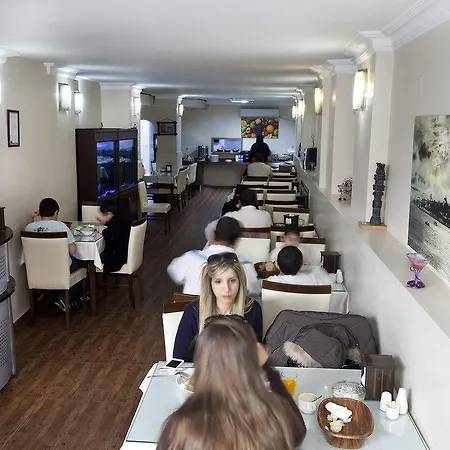 Szálloda Grand Zentrum & Cafe Restaurant - Taksim Square Isztambul