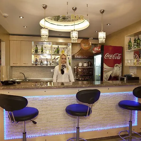 Grand Zentrum & Cafe Restaurant - Taksim Square Отель Стамбул