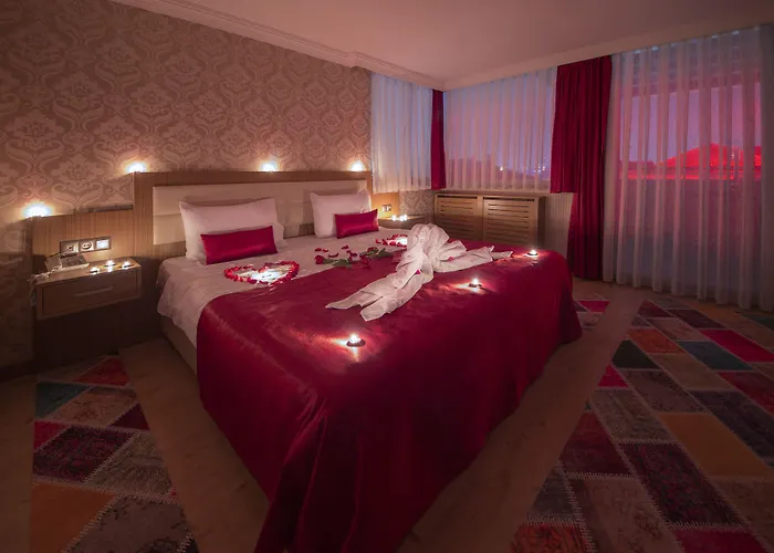 Hotell Grand Zentrum & Cafe Restaurant - Taksim Square 3*