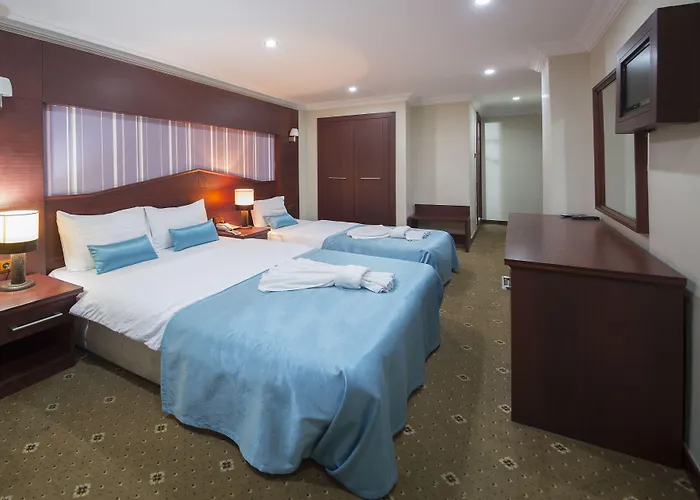 Hotell Grand Zentrum & Cafe Restaurant - Taksim Square 3*