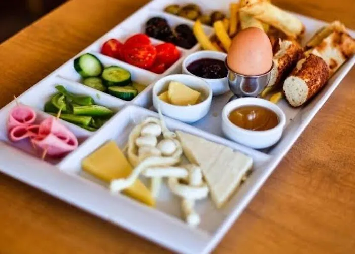 Grand Zentrum & Cafe Restaurant - Taksim Square