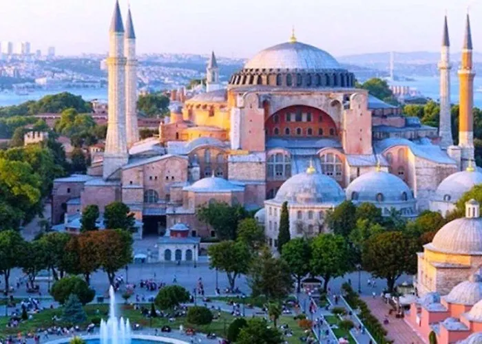 Grand Zentrum & Cafe Restaurant - Taksim Square 3*