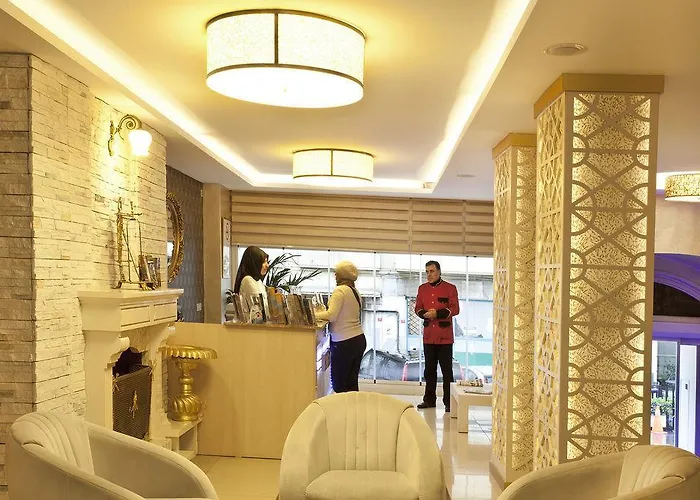 Grand Zentrum & Cafe Restaurant - Taksim Square 3*