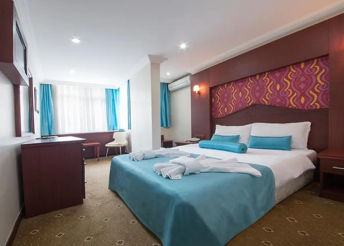 Grand Zentrum & Cafe Restaurant - Taksim Square Istanbul