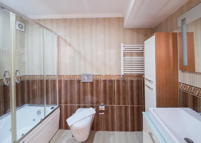 Grand Zentrum & Cafe Restaurant - Taksim Square Hotell 3*