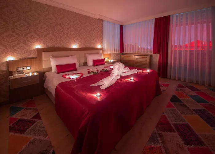 Hotell Grand Zentrum & Cafe Restaurant - Taksim Square 3*