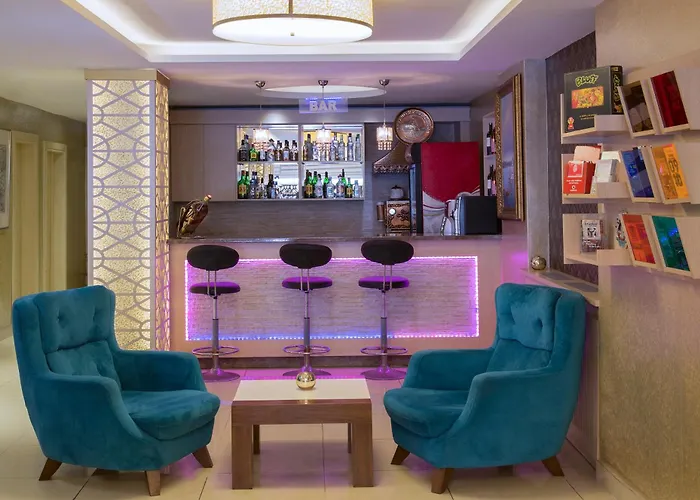 Grand Zentrum & Cafe Restaurant - Taksim Square 3*