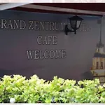 Grand Zentrum & Cafe Restaurant - Taksim Square